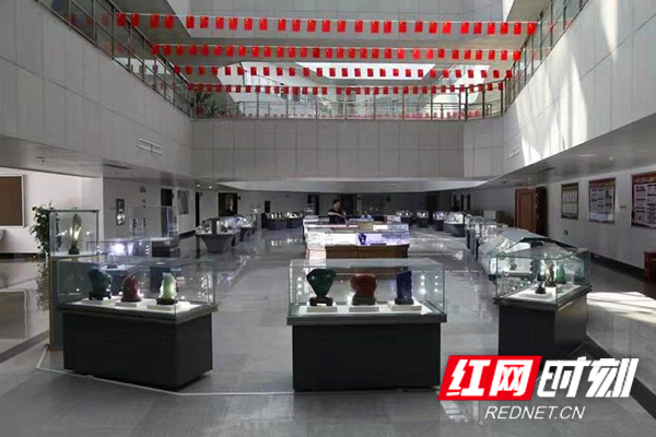 譚力礦晶-礦物標本,礦物晶體,地質(zhì)標本,寶石標本,礦晶 譚力礦晶-礦物標本,礦物晶體,地質(zhì)標本,寶石標本,礦晶